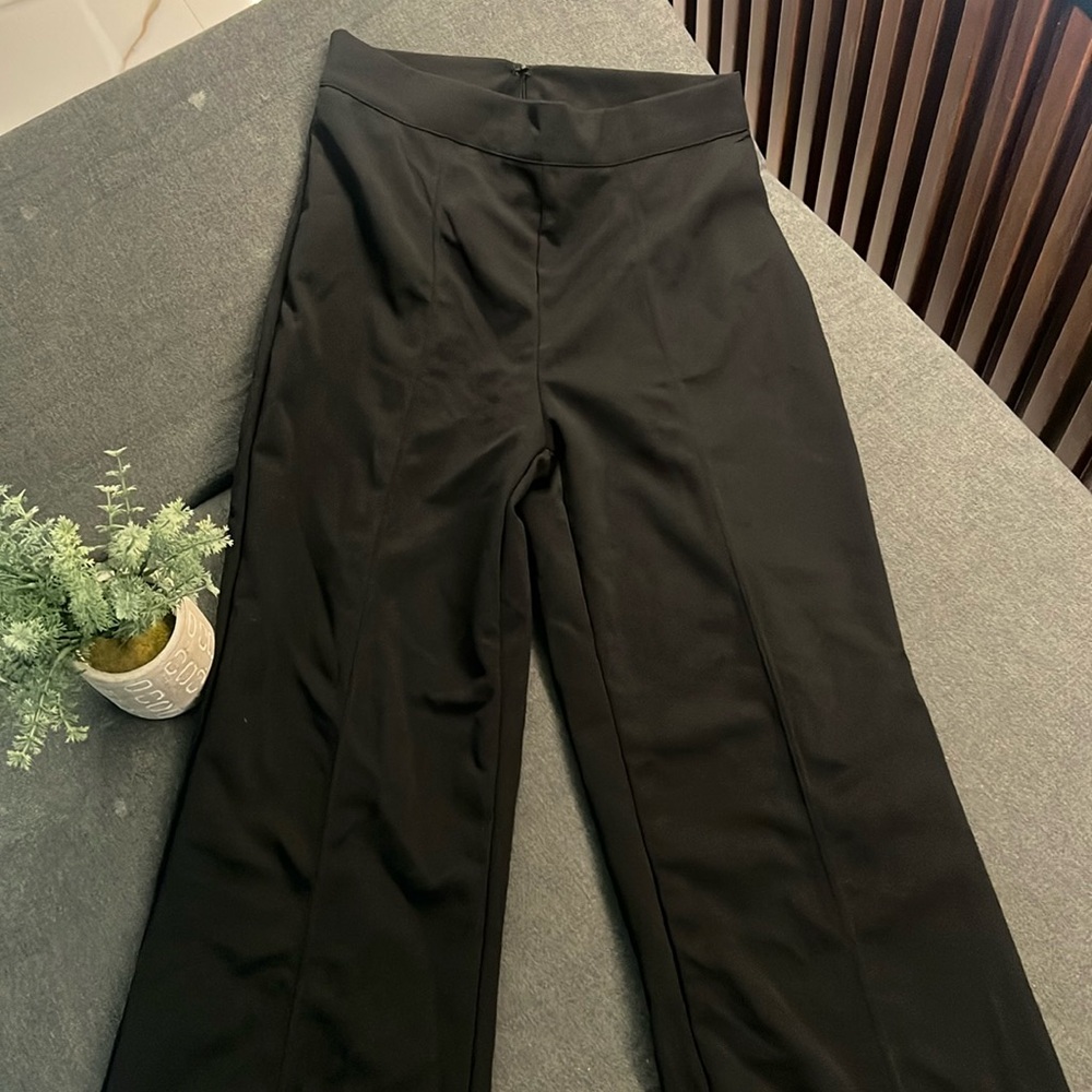 Black high waist and straight boot
